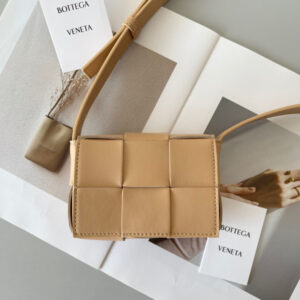 BOTTEGA VENETA Candy Mini Cassette-12*8*4cm