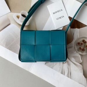 BOTTEGA VENETA Candy Mini Cassette-12*8*4cm
