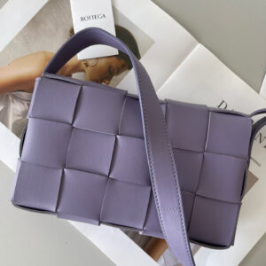 BOTTEGA VENETA CASSETTE