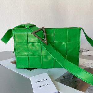 BOTTEGA VENETA CASSETTE