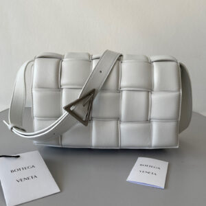 BOTTEGA VENETA CASSETTE