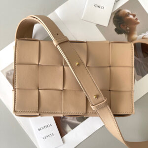 BOTTEGA VENETA CASSETTE