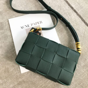 BOTTEGA VENETA CASSETTE
