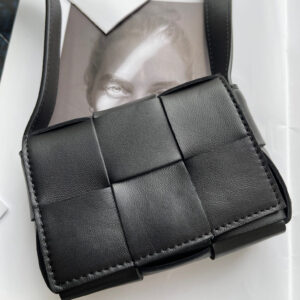 BOTTEGA VENETA Candy Mini Cassette-12*8*4cm