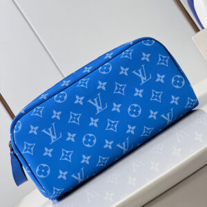 LOUIS VUITTON DOPP KIT -28*15*16.5CM